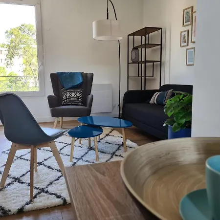Spacieux Duplex Sous Combles.